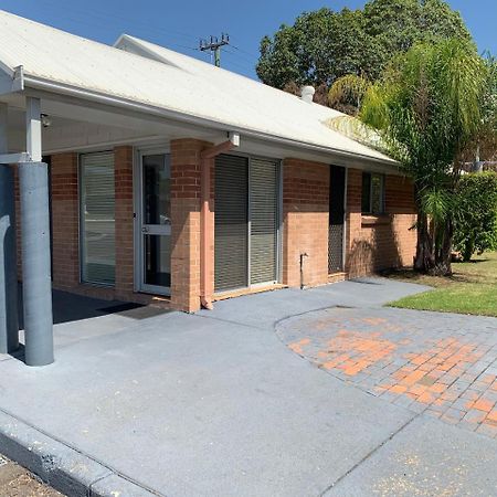 The Oaks Hotel Motel Albion Park المظهر الخارجي الصورة