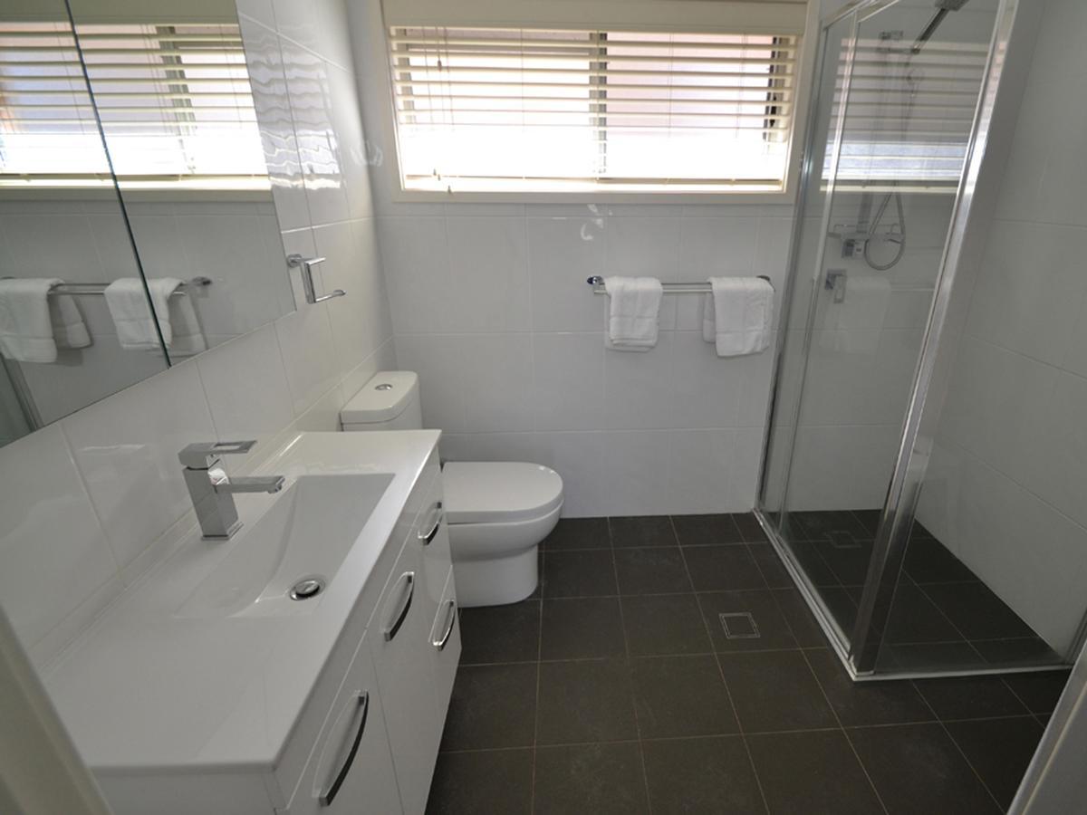 The Oaks Hotel Motel Albion Park الغرفة الصورة