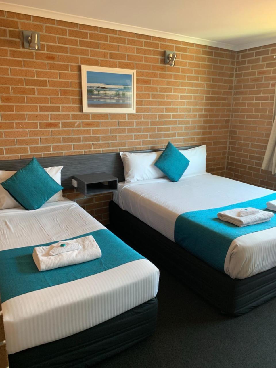 The Oaks Hotel Motel Albion Park المظهر الخارجي الصورة