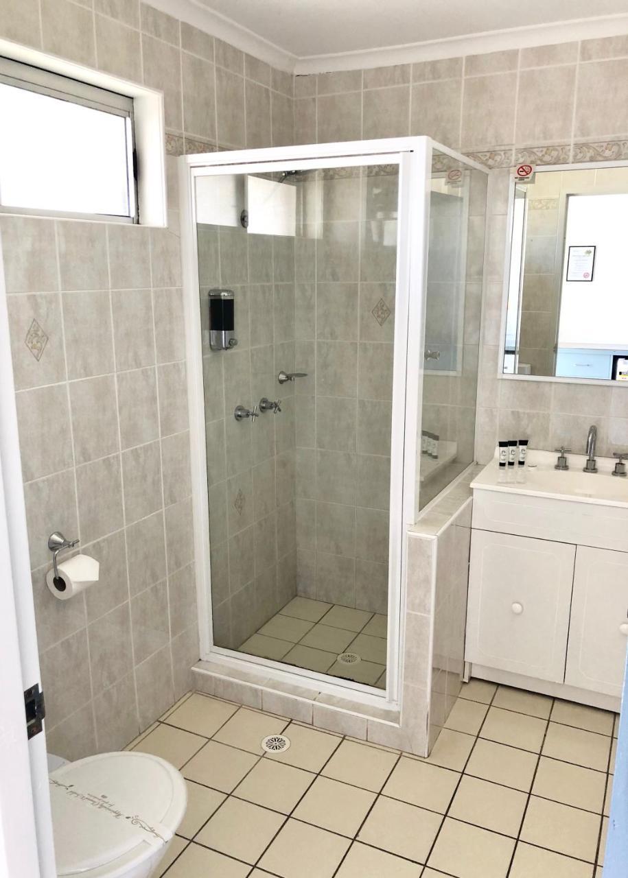 The Oaks Hotel Motel Albion Park المظهر الخارجي الصورة
