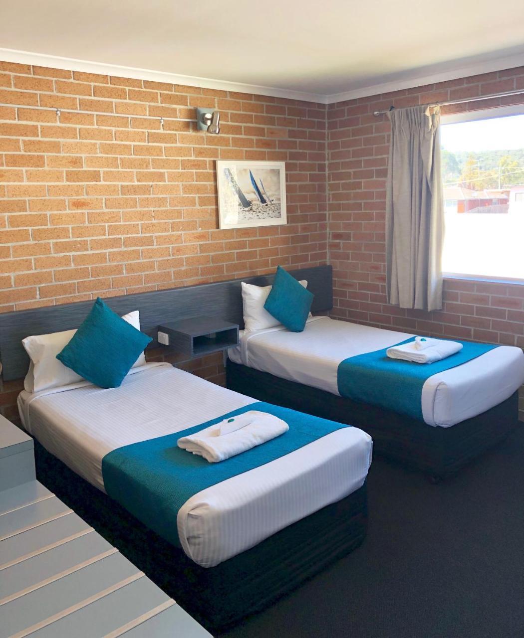 The Oaks Hotel Motel Albion Park المظهر الخارجي الصورة
