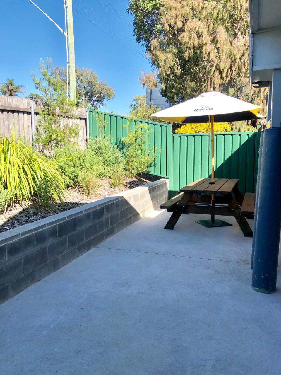 The Oaks Hotel Motel Albion Park المظهر الخارجي الصورة